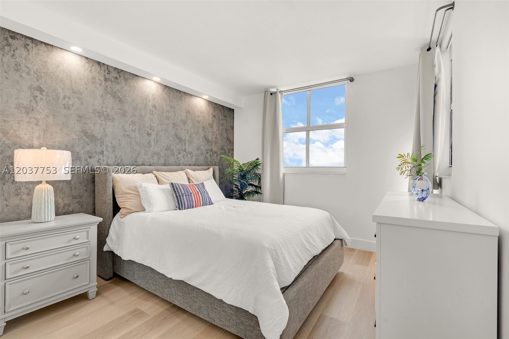 VUE AT BRICKELL CONDO - Residential