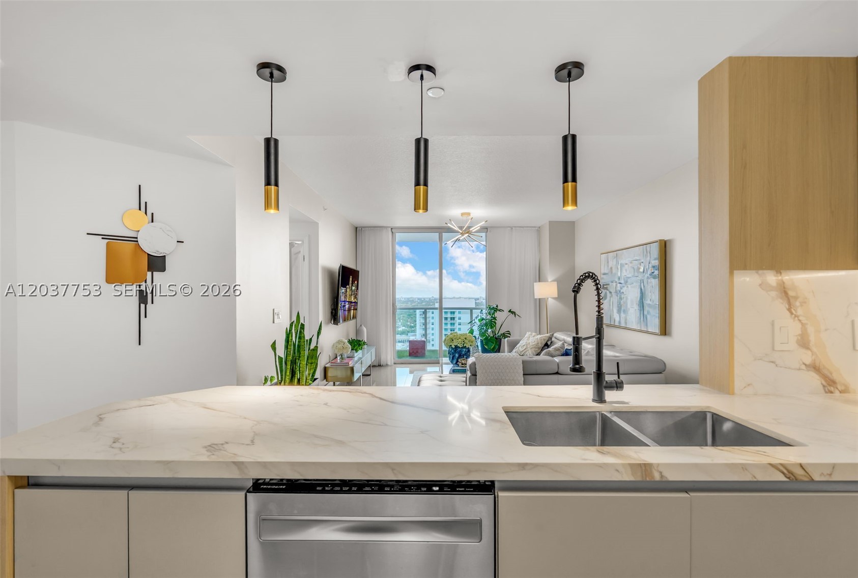 VUE AT BRICKELL CONDO - Residential