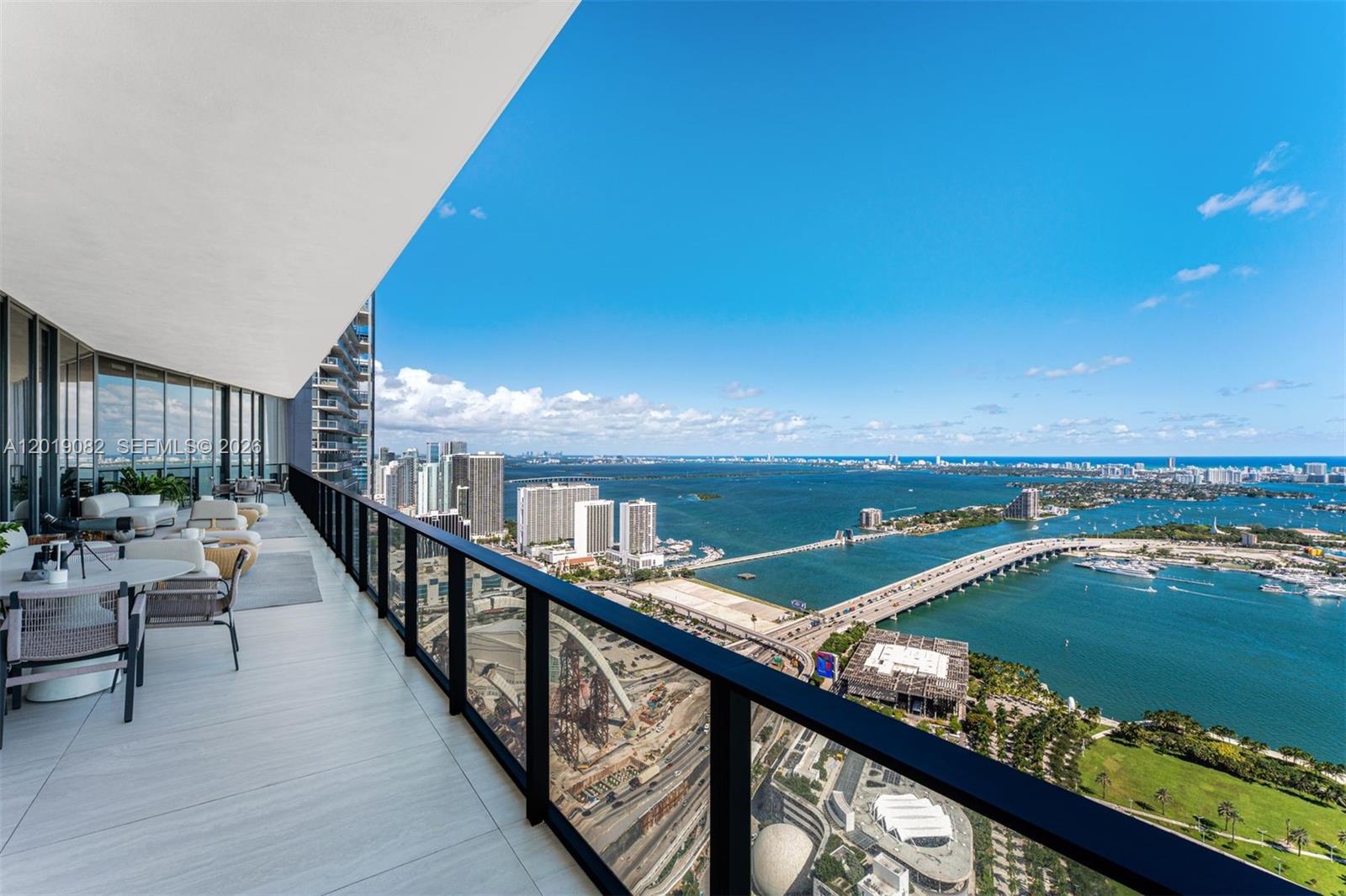 ONE THOUSAND MUSEUM CONDO - Residential