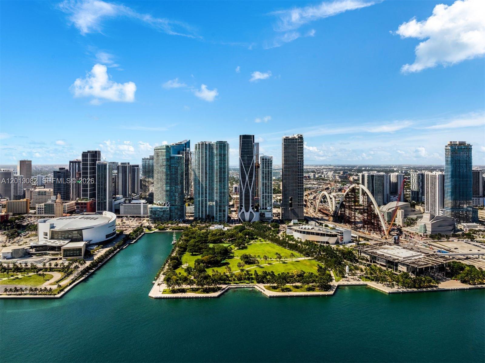 ONE THOUSAND MUSEUM CONDO - Residential