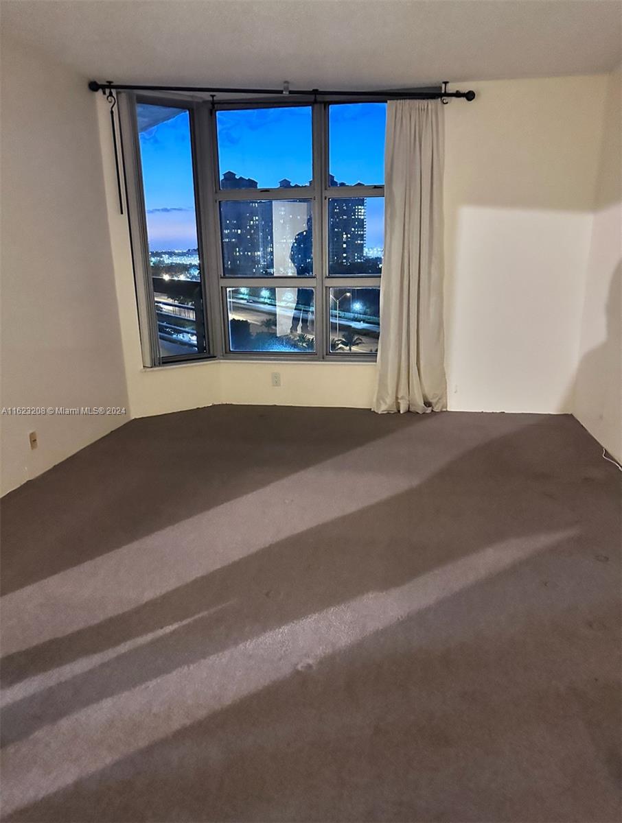 MYSTIC POINTE TOWER 600 C - Residential Lease
