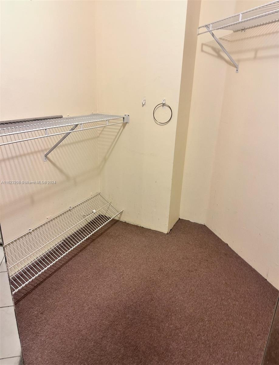 MYSTIC POINTE TOWER 600 C - Residential Lease