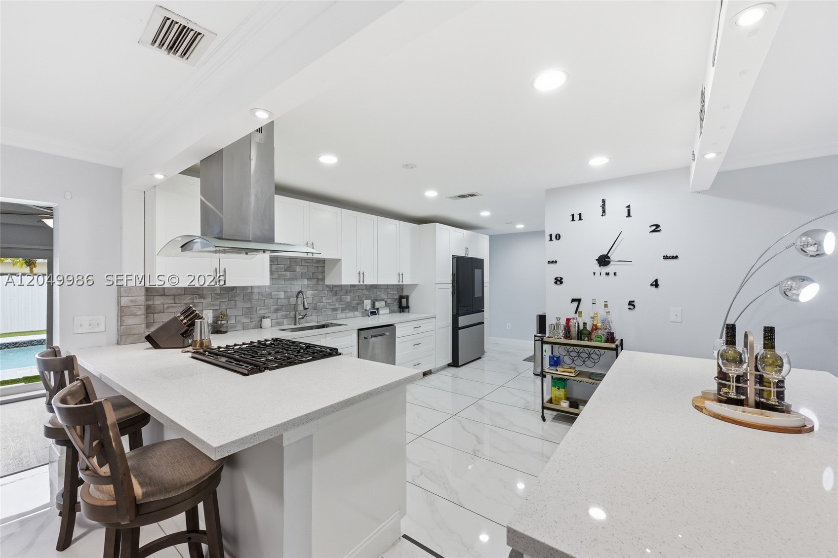 SUNRISE GOLF VILLAGE SEC - Residential