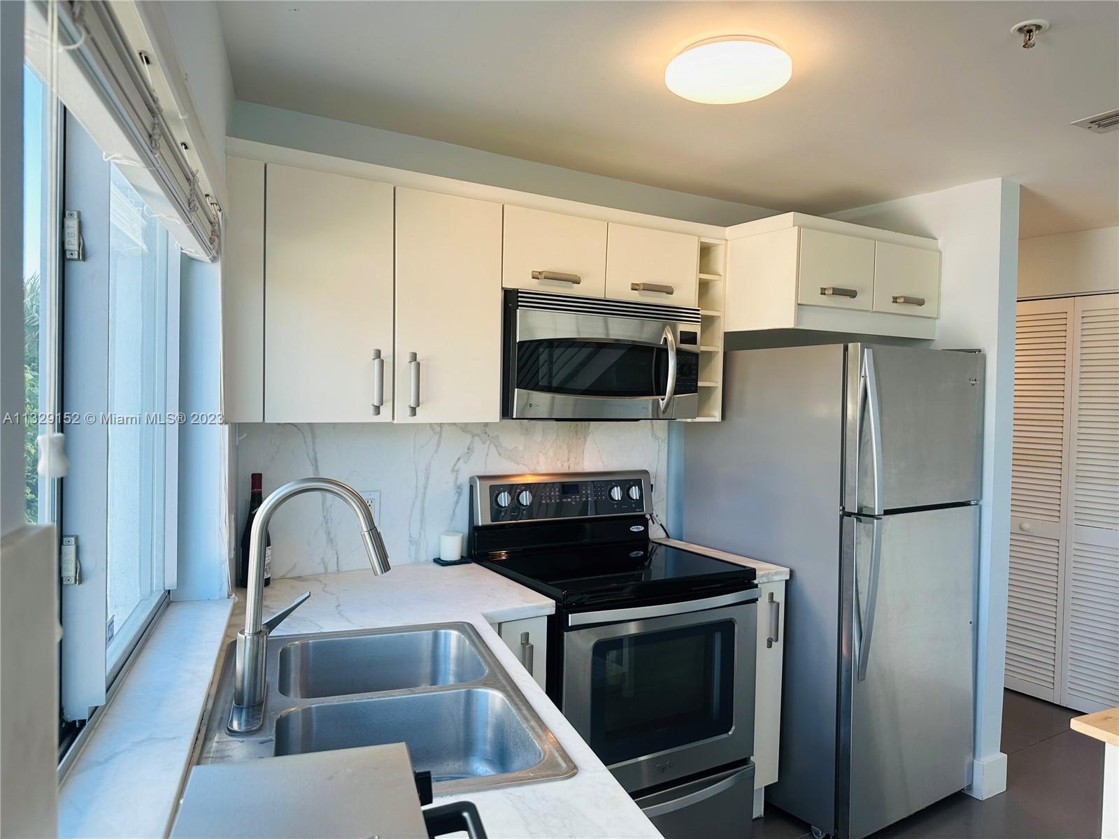 VILAMUR CONDO - Residential Lease