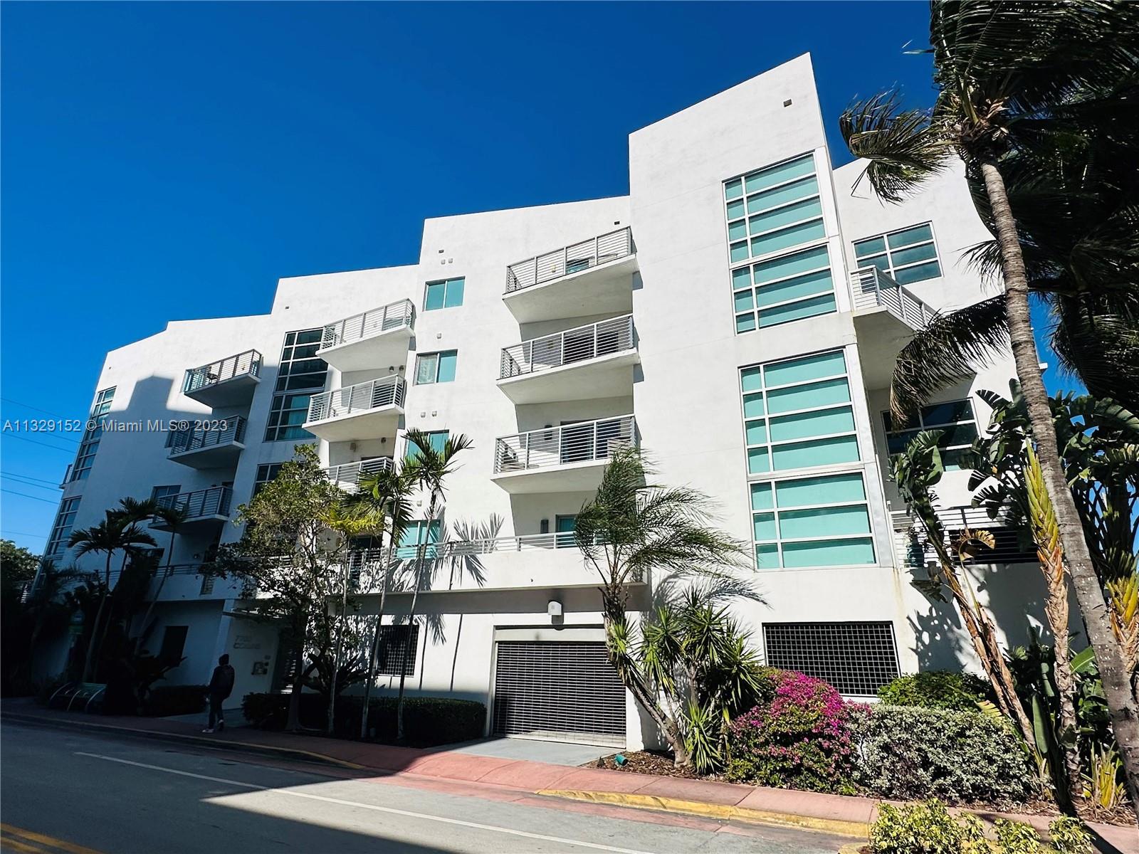 VILAMUR CONDO - Residential Lease