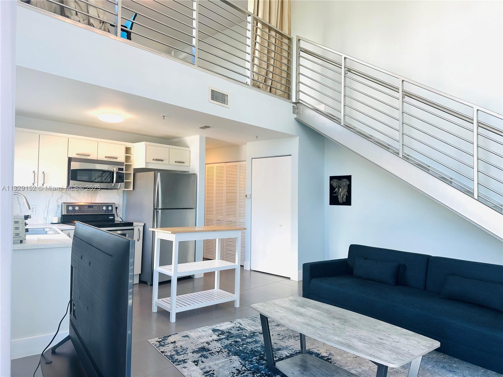 VILAMUR CONDO - Residential Lease