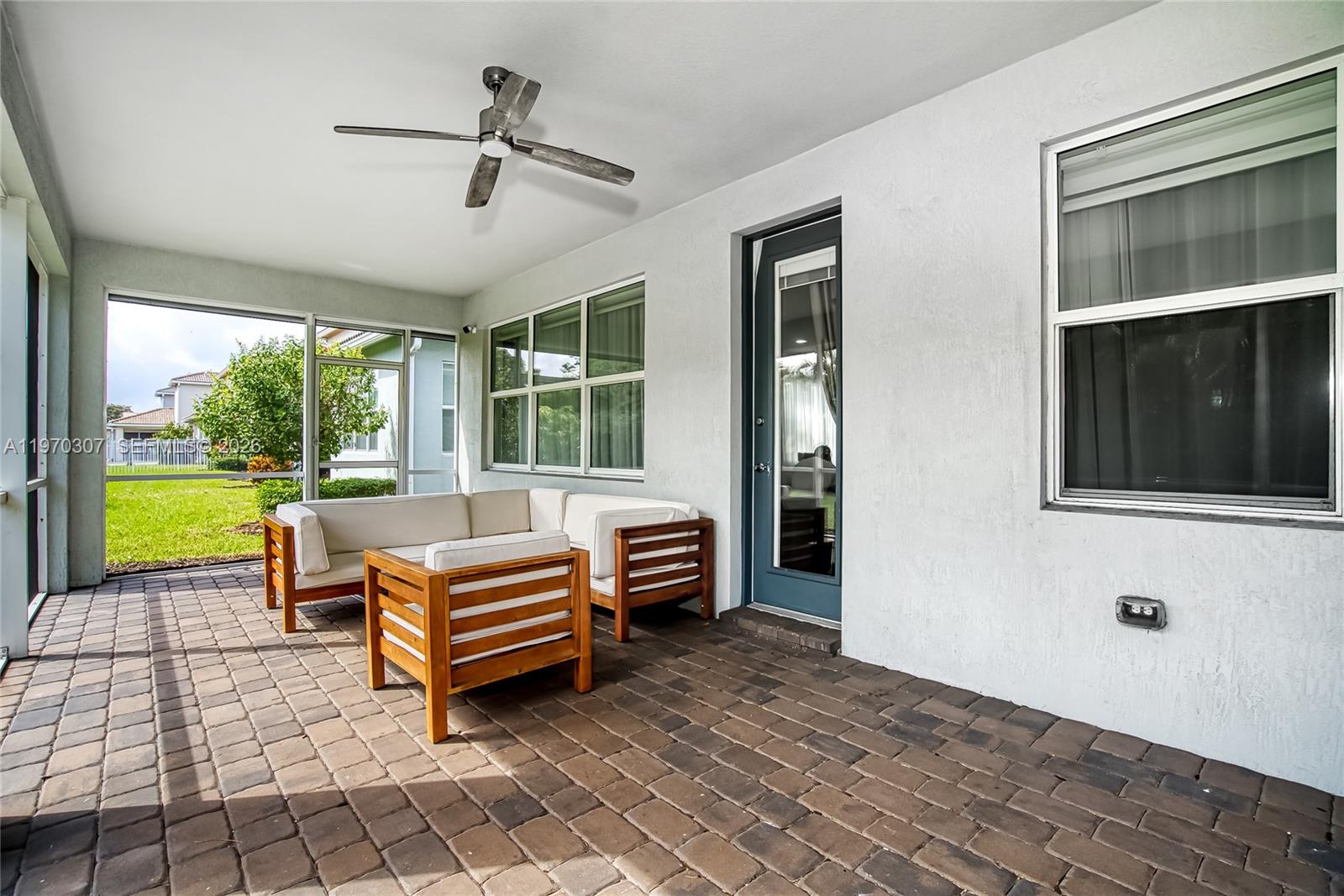 HILLCREST COUNTRY CLUB SO - Residential