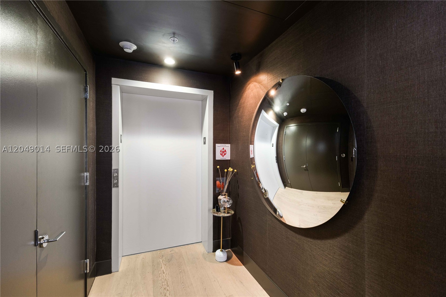 MONACO YACHT CL & RESID CO - Residential Lease