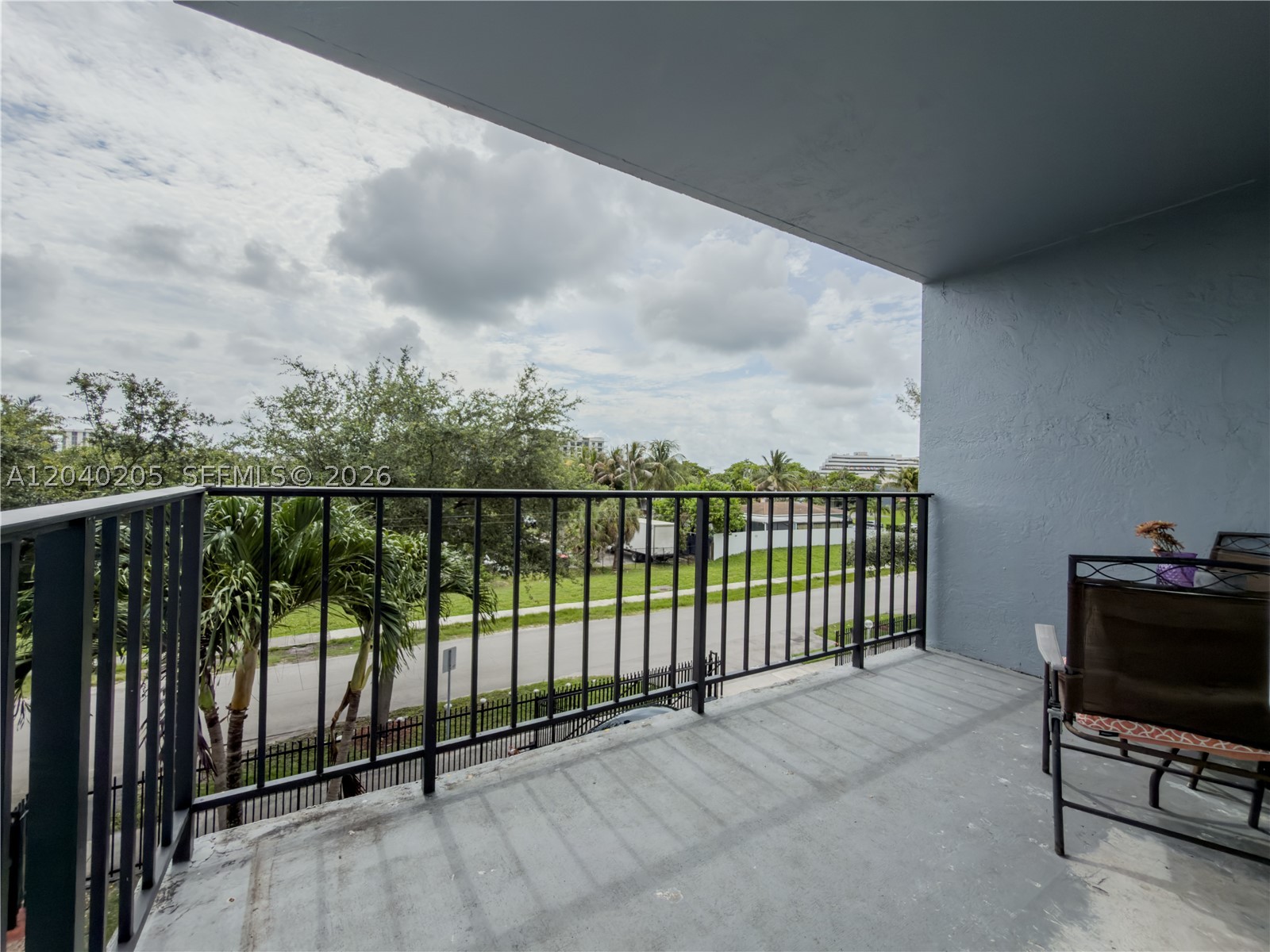 THREE HORIZONS EAST CONDO - Residential