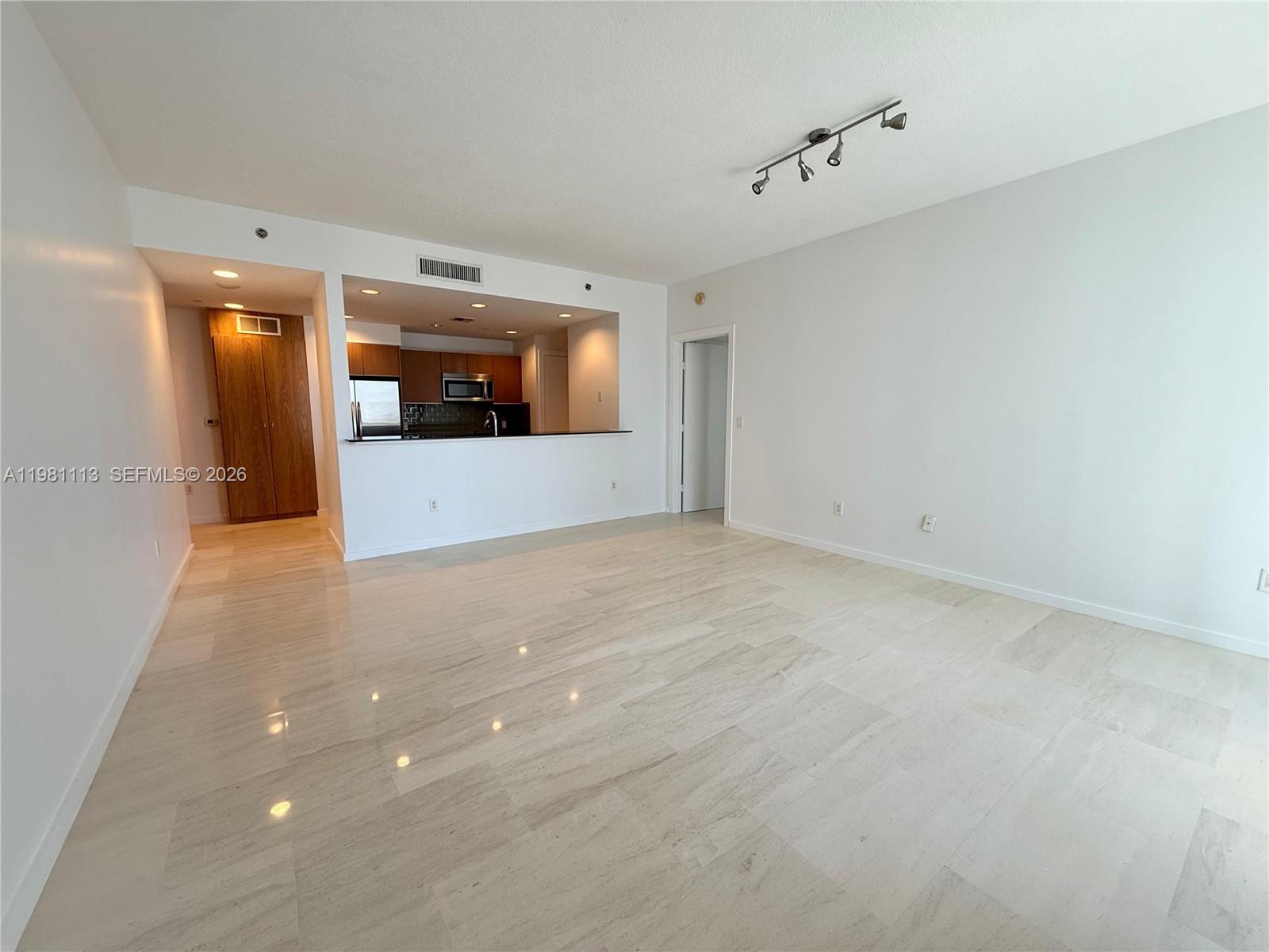 1060 BRICKELL CONDO - Residential Lease