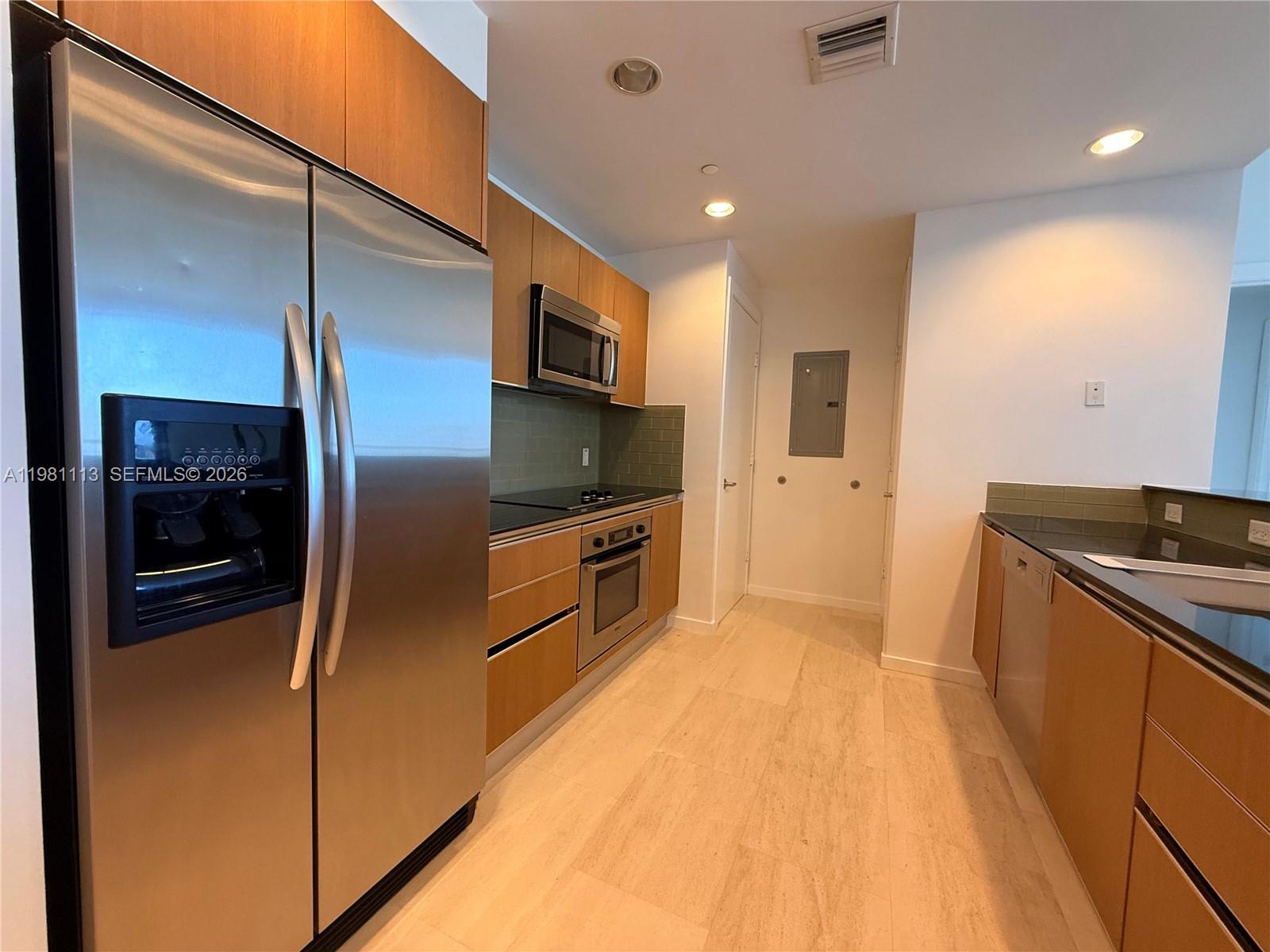 1060 BRICKELL CONDO - Residential Lease