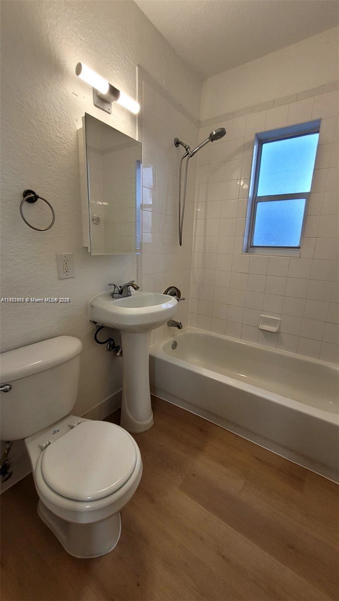 SUNSET PALM VILLAS CONDO - Residential