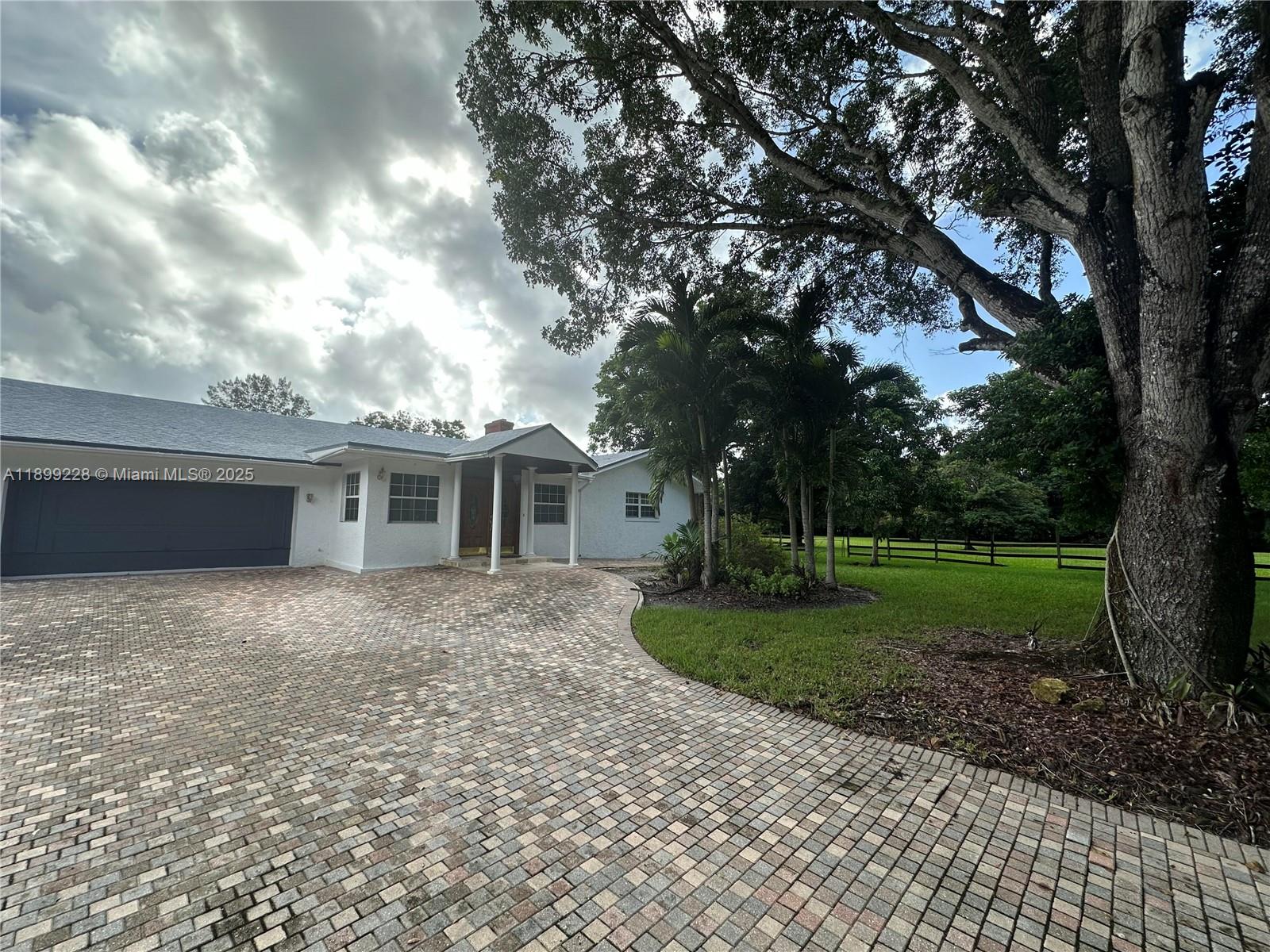 CHAMBERS SUB NW1/4 - Residential