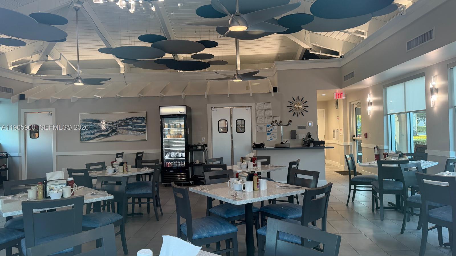 HUNTINGTON POINTE - Residential