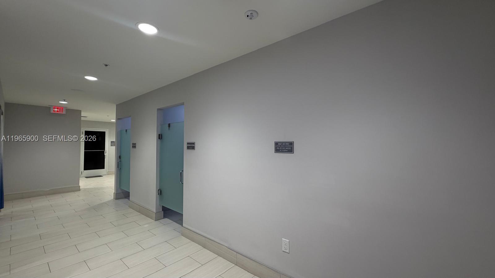 HUNTINGTON POINTE - Residential