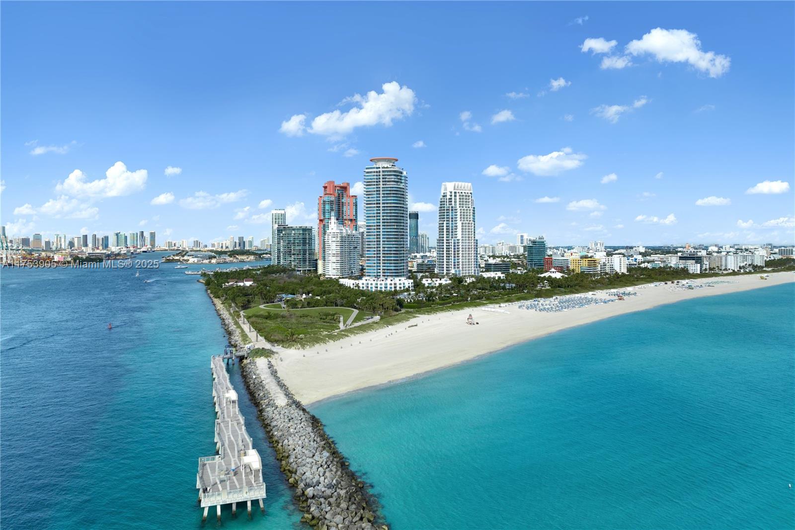 CONTINUUM ON SOUTH BEACH - Residential