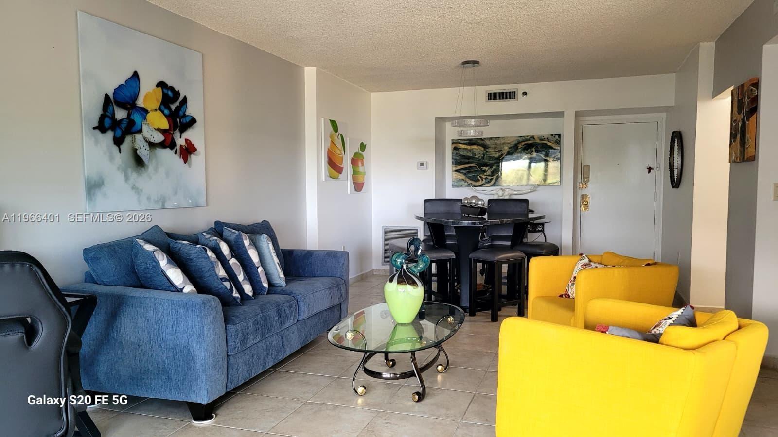 HILLCREST EAST NO 26 COND - Residential
