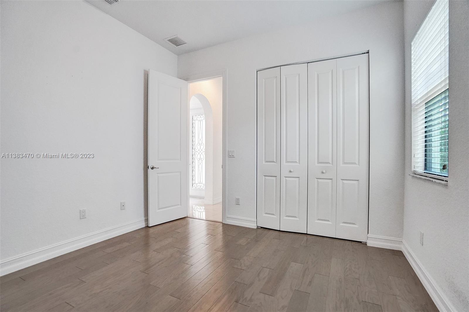 PEMBROKE LAKES SOUTH - Residential