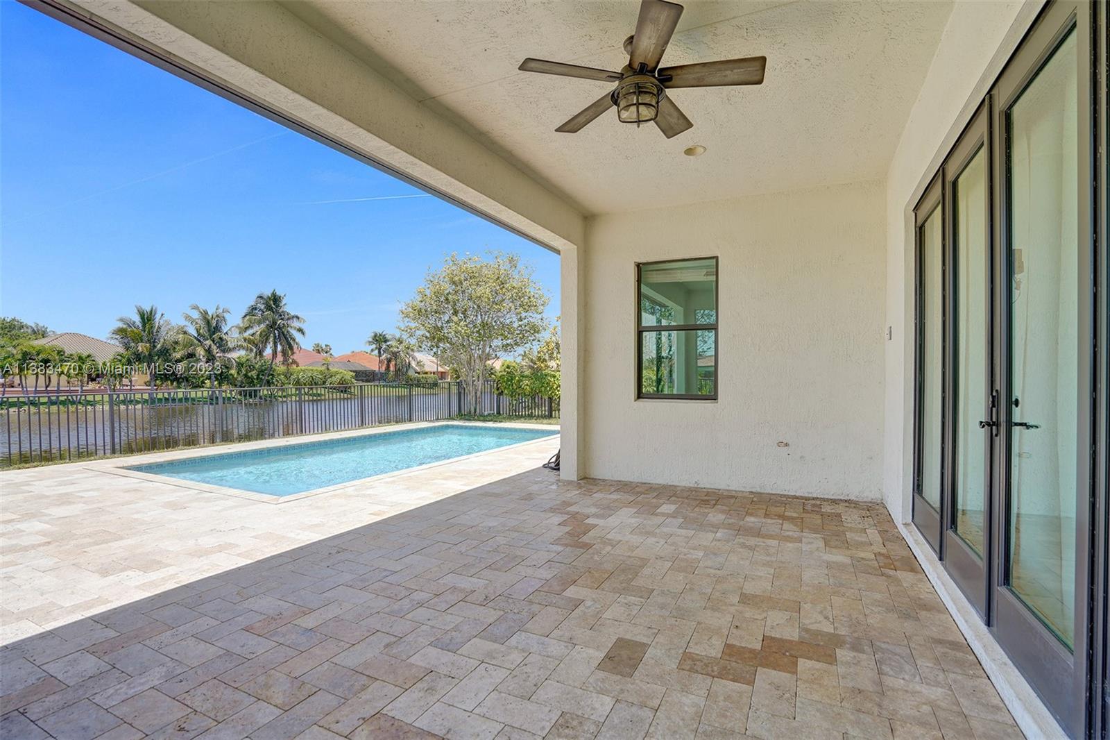 PEMBROKE LAKES SOUTH - Residential
