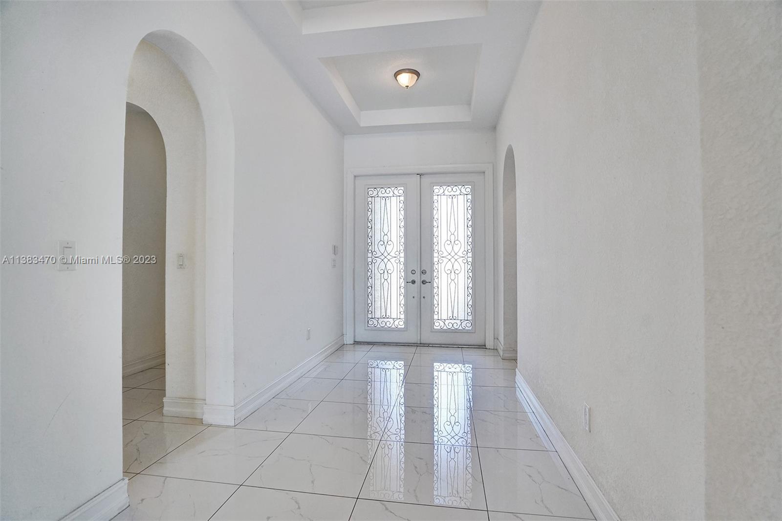 PEMBROKE LAKES SOUTH - Residential