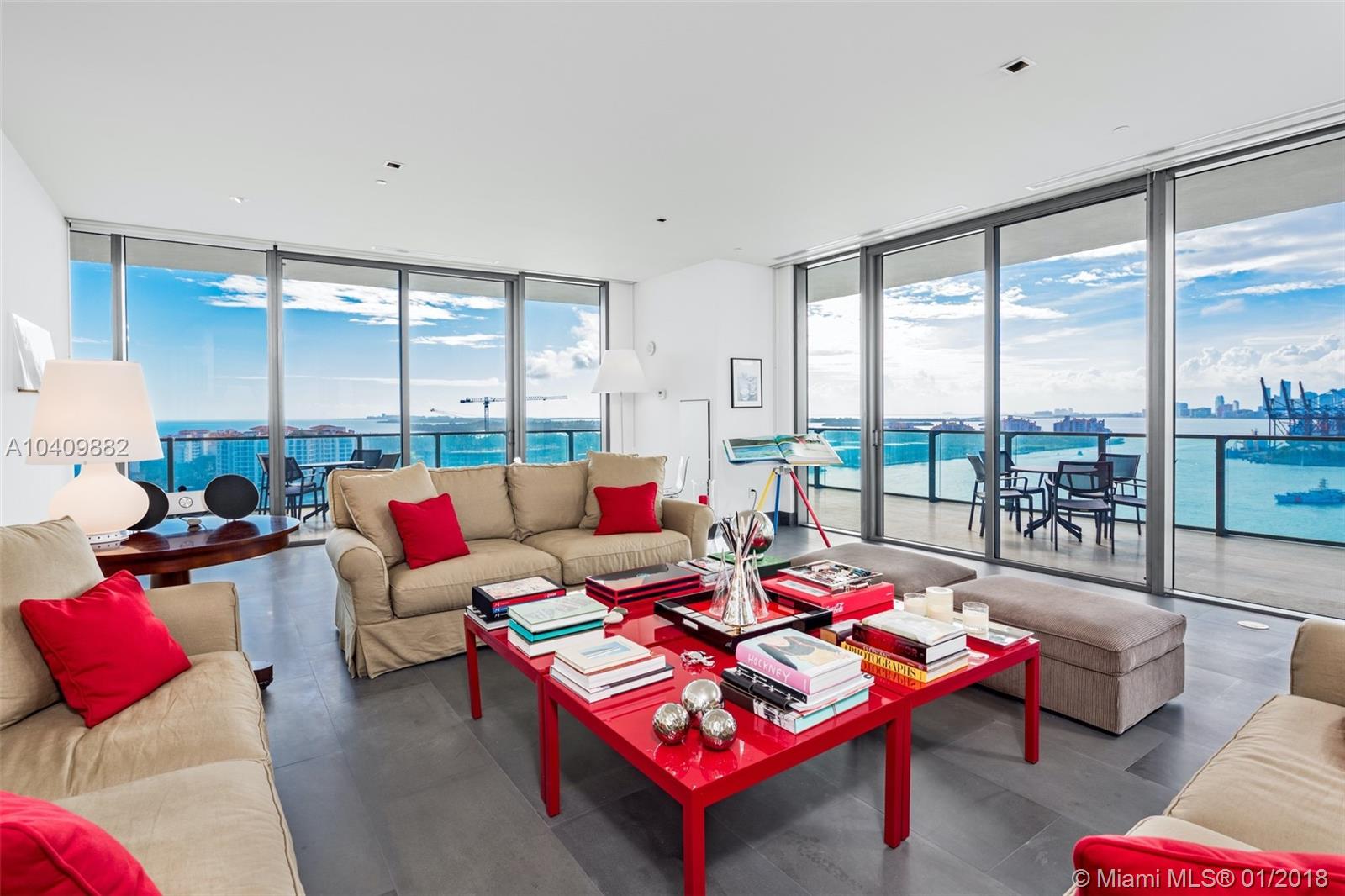 APOGEE CONDO - Residential