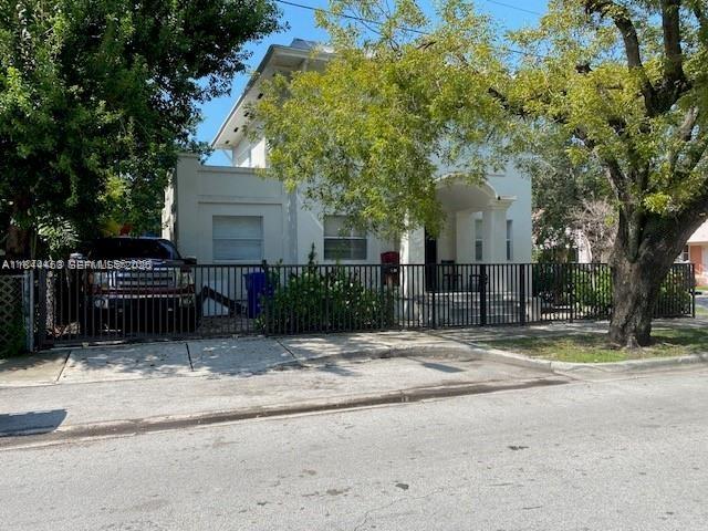 BRICKELL RIVERVIEW - Residential Income