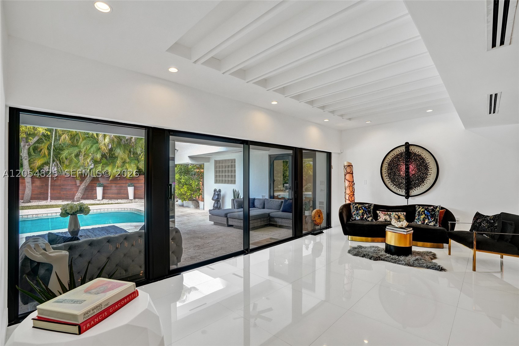 SKY LAKE - Residential