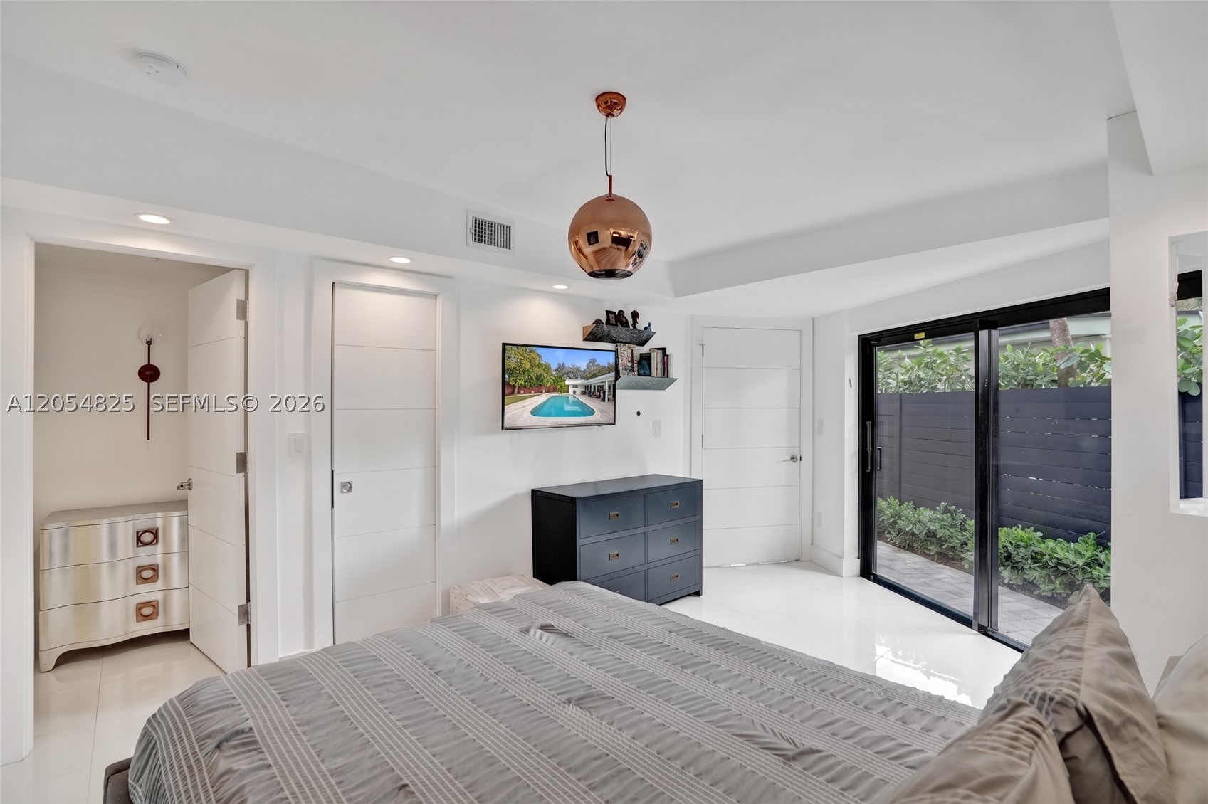 SKY LAKE - Residential