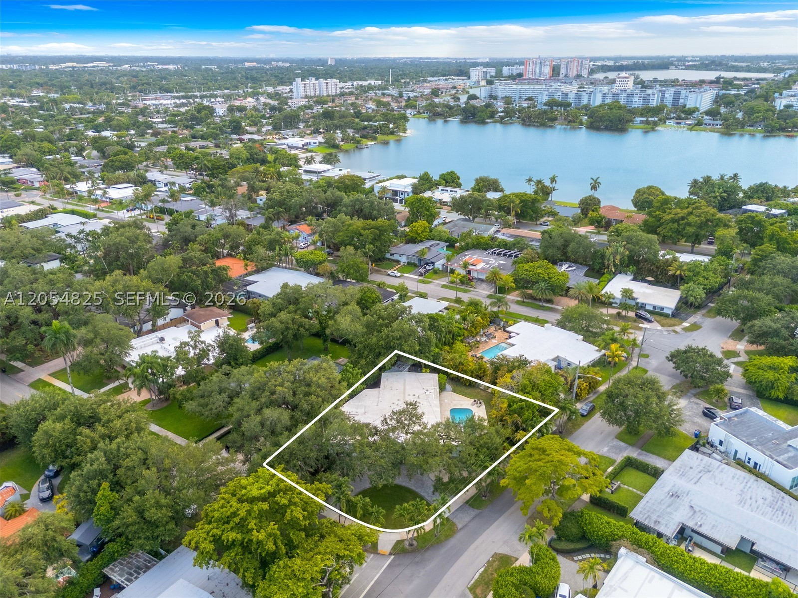 SKY LAKE - Residential