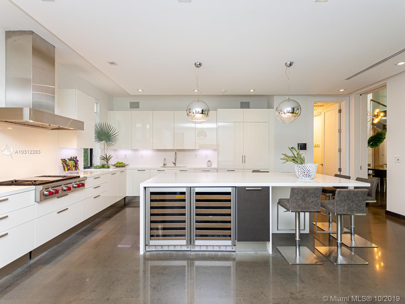 C GABLES RIVIERA SEC 12 - Residential