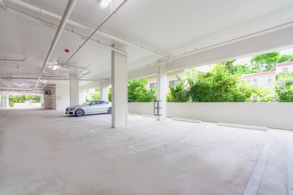BILTMORE PARC CONDO - Residential Lease