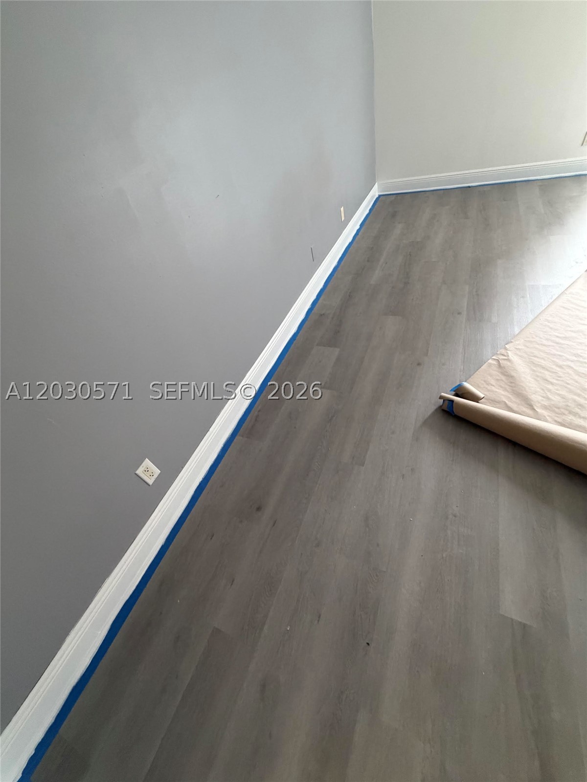 BRAVURA I CONDO - Residential