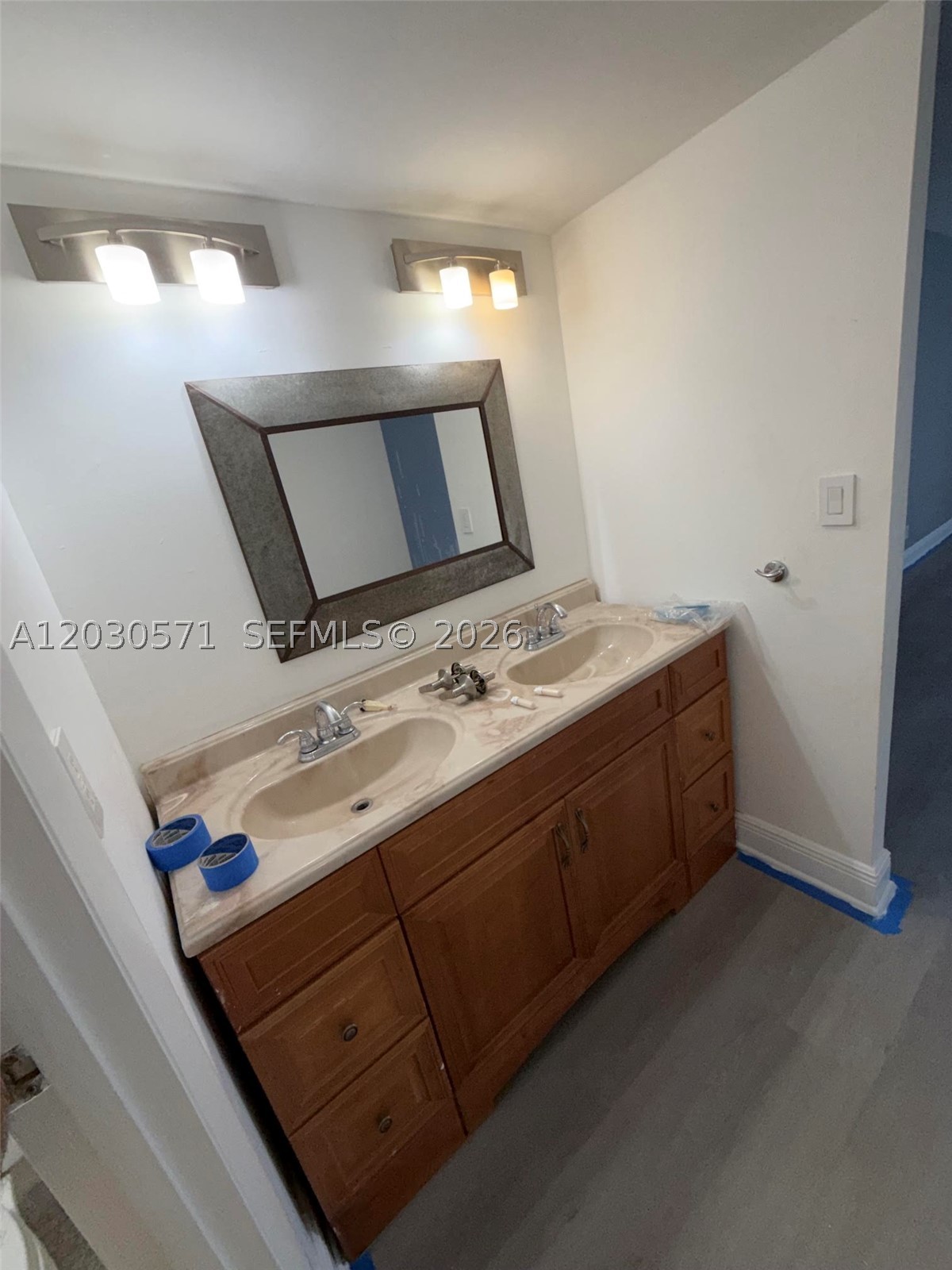 BRAVURA I CONDO - Residential