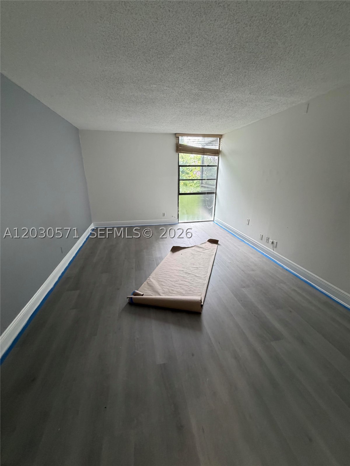 BRAVURA I CONDO - Residential