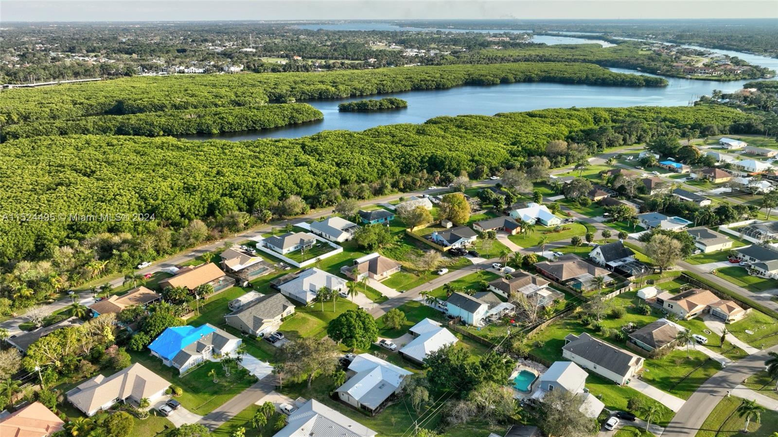 PORT ST LUCIE SECTION 18 - Residential