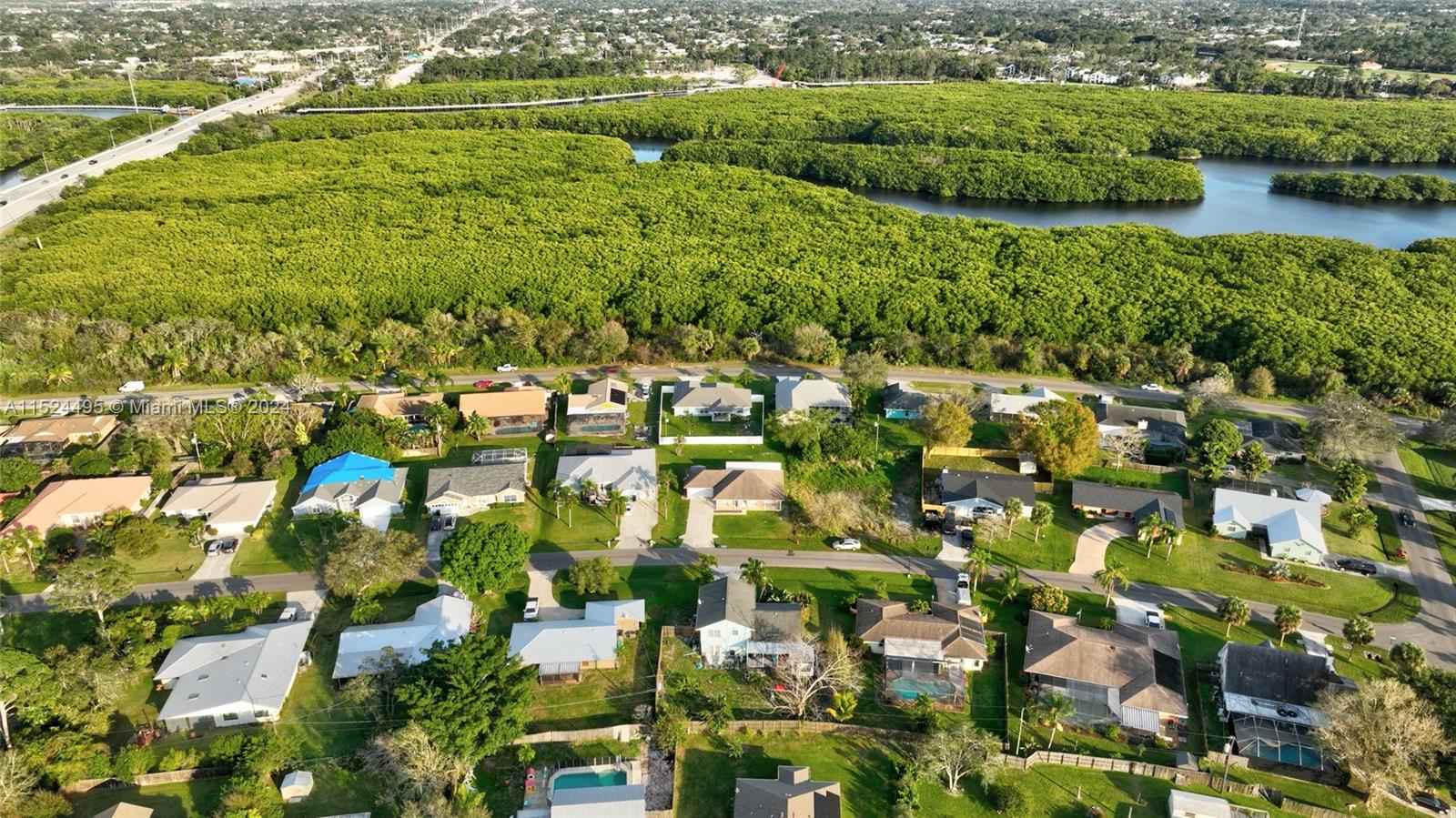 PORT ST LUCIE SECTION 18 - Residential