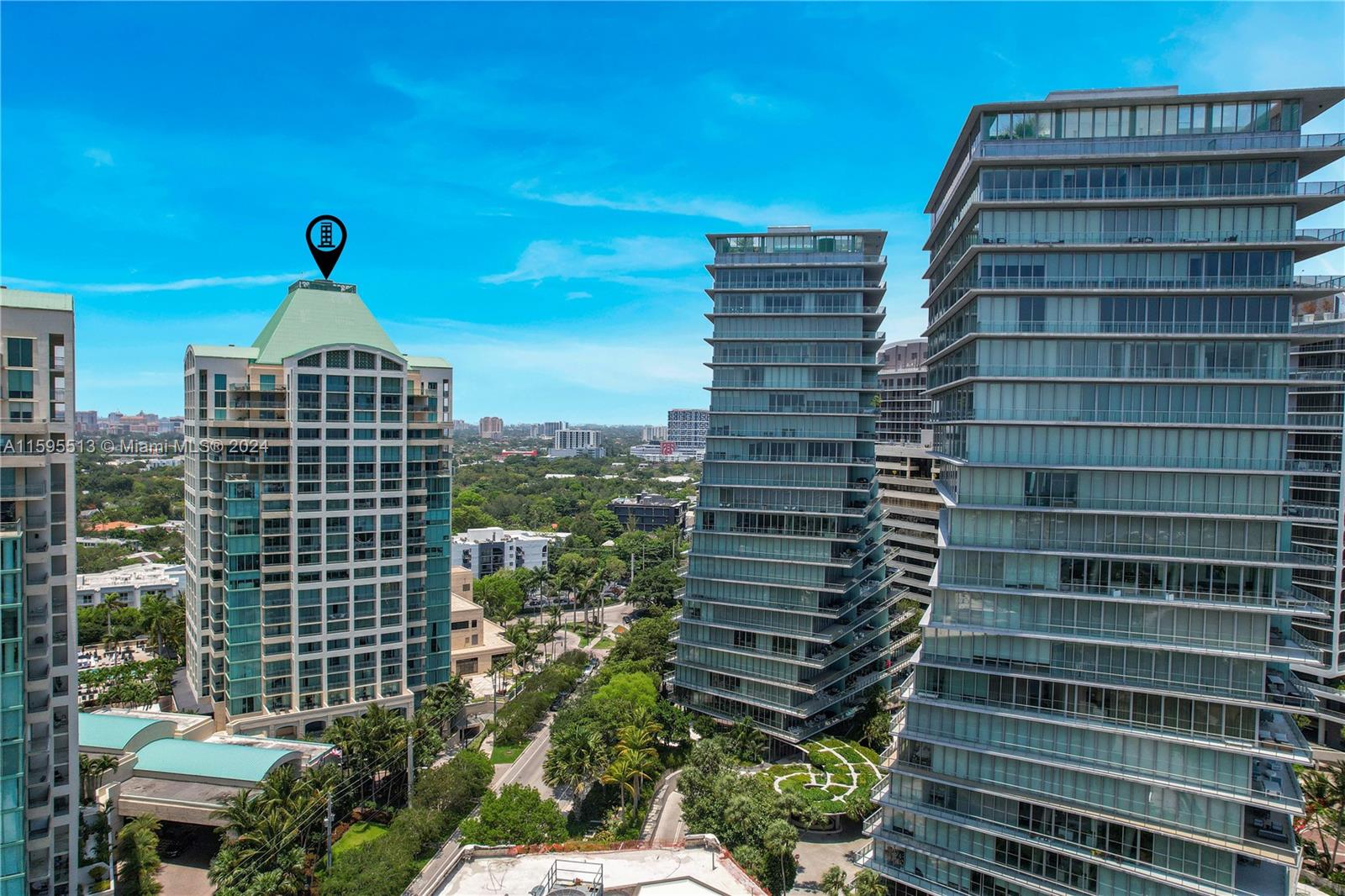 THE EXECUTIVE RESIDENCES - Residential