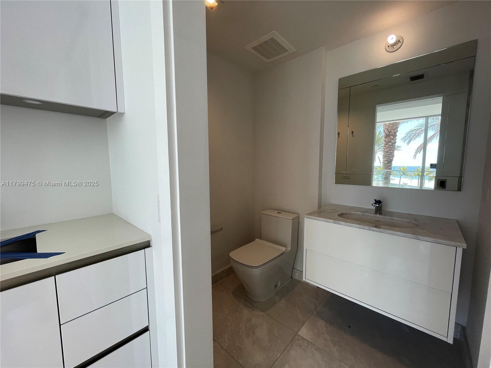 Turnberry Ocean Club - Residential