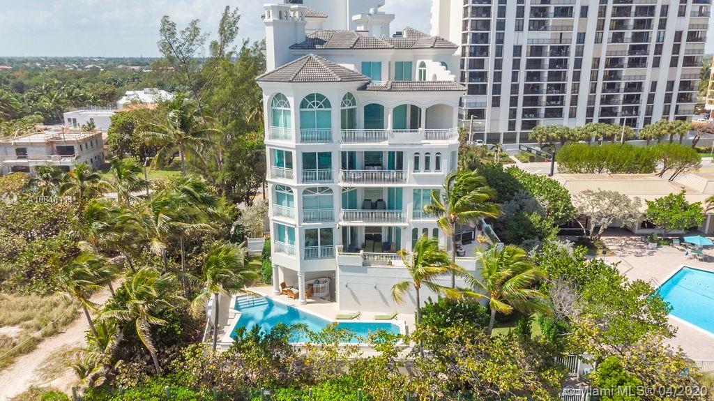 VILLA OCTAGON CONDO - Residential