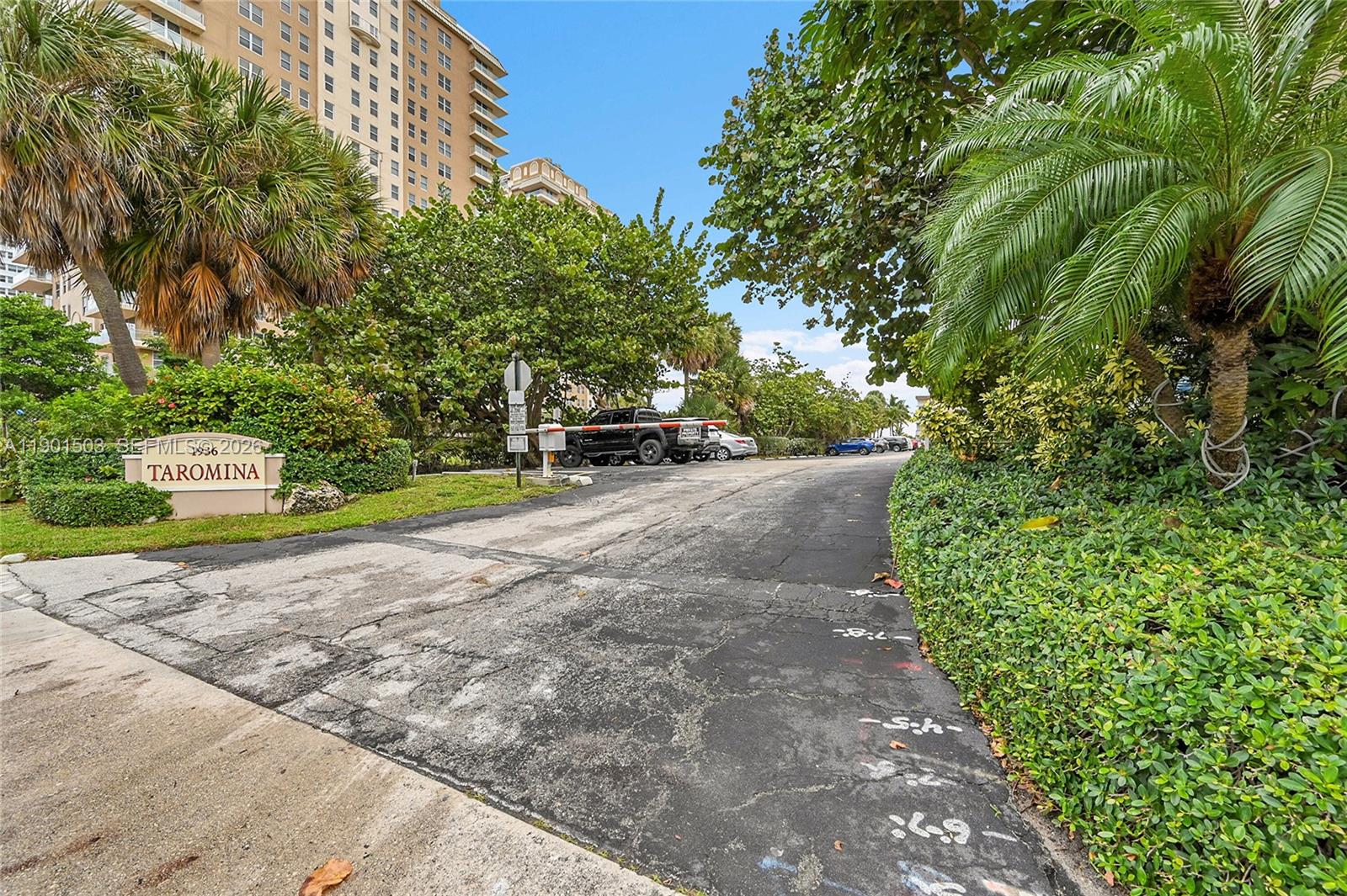 TAROMINA APTS CO-OP - Residential