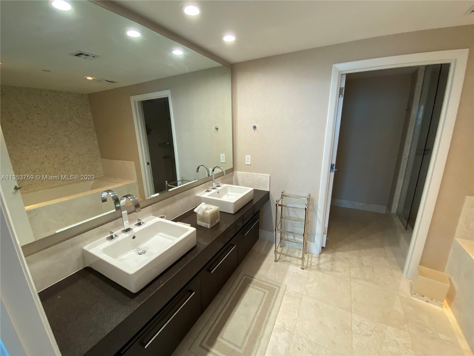 JADE OCEAN CONDO - Residential Lease
