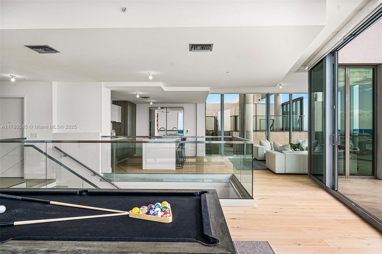 BISCAYNE BEACH CONDO - Residential