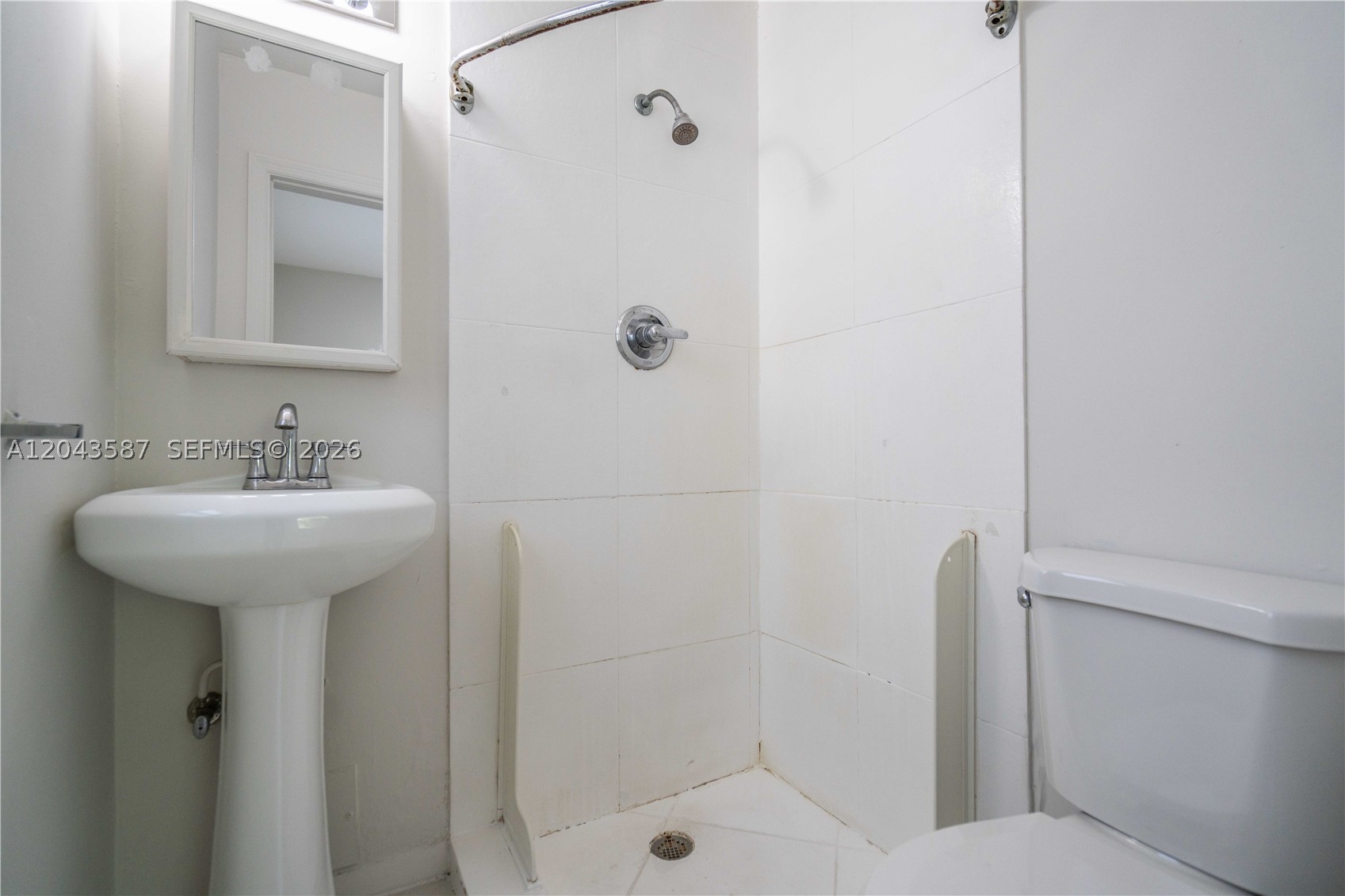 SHORECREST - Residential Lease