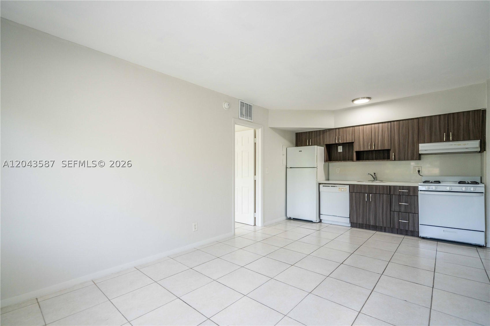 SHORECREST - Residential Lease