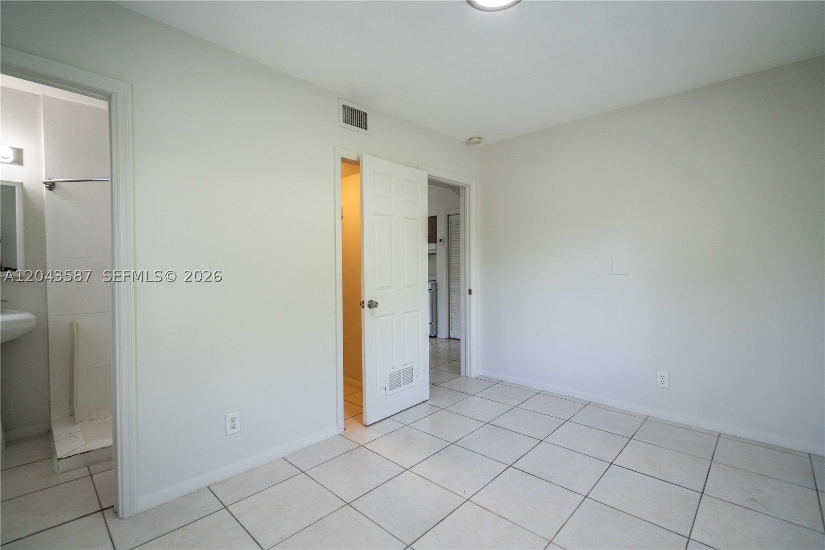 SHORECREST - Residential Lease