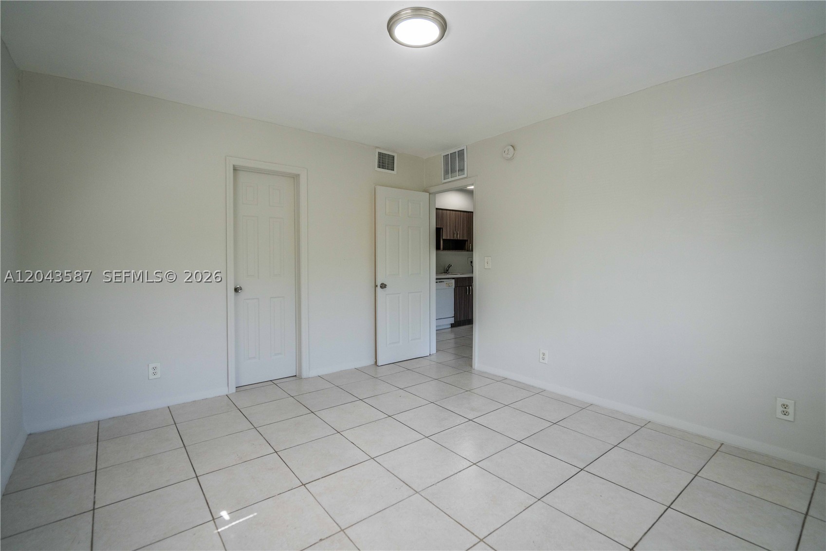 SHORECREST - Residential Lease