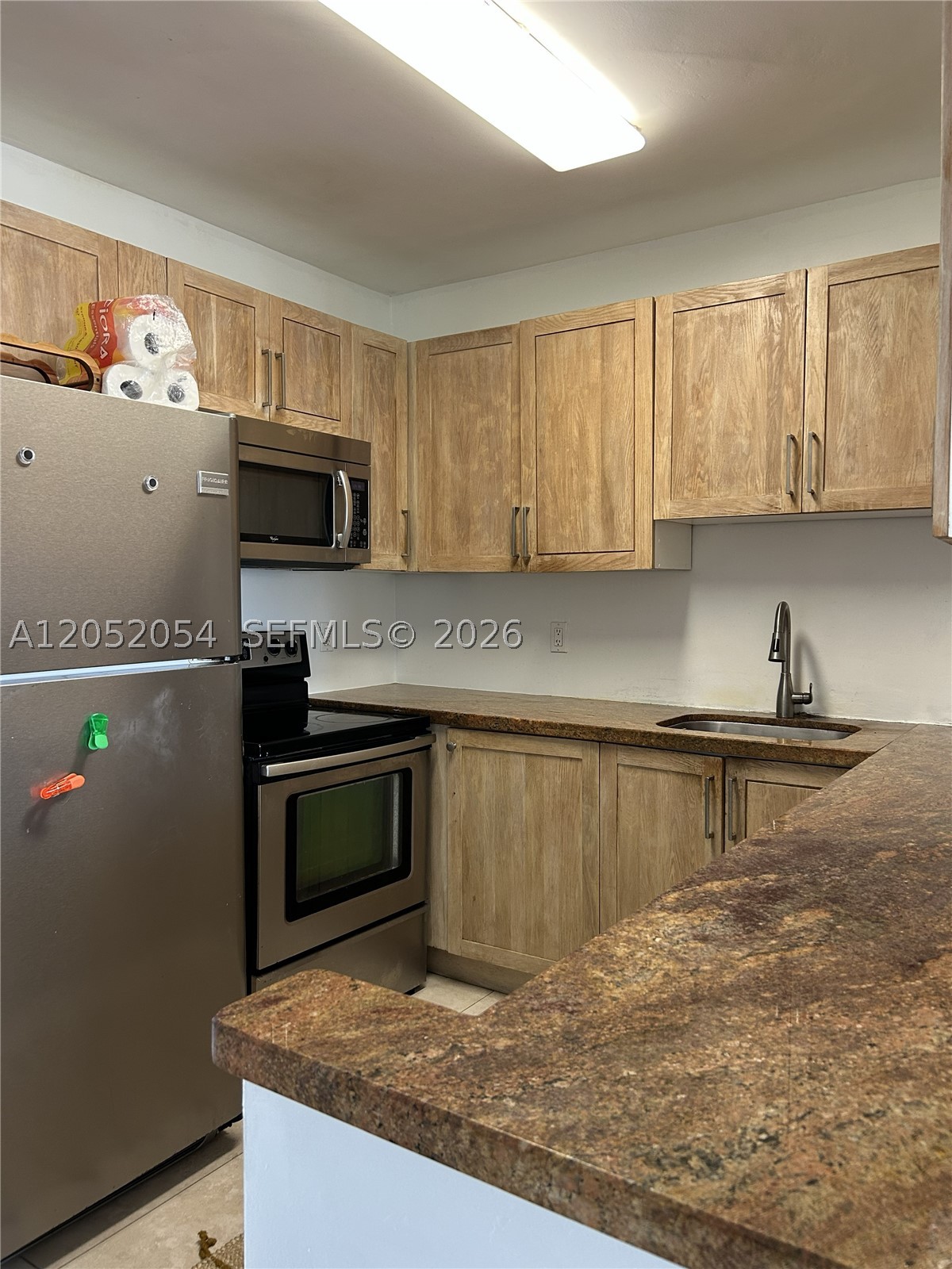 PARKVIEW POINT CONDO - Residential Lease