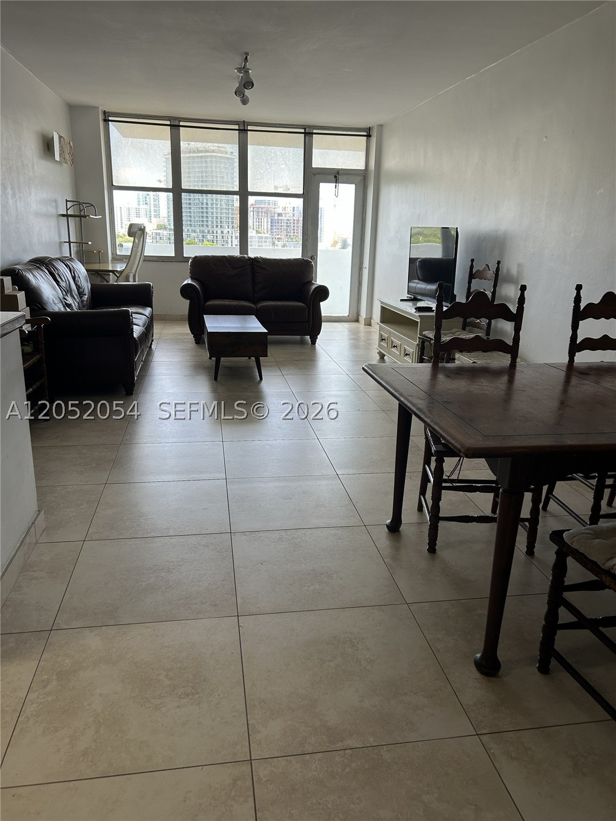 PARKVIEW POINT CONDO - Residential Lease