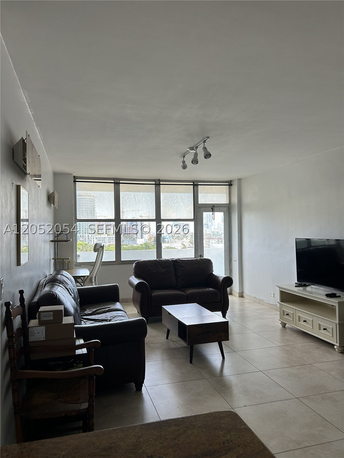 PARKVIEW POINT CONDO - Residential Lease