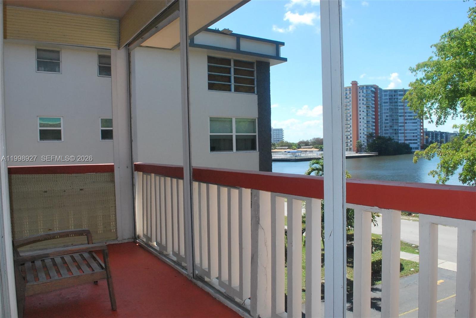 EIGHTH MOORINGS CONDO - Residential